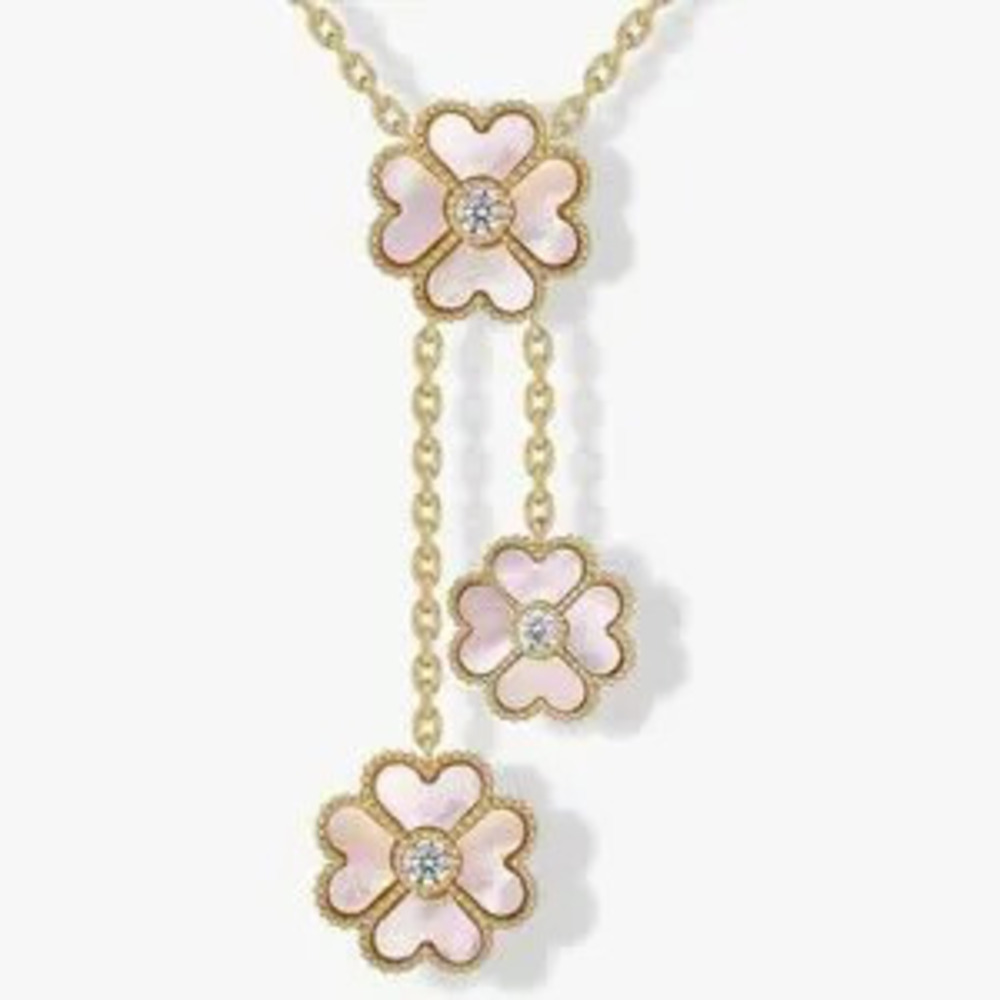 NEW?14K Gold Plated Clover Necklace